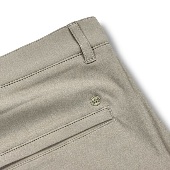 NWT Peter Millar Shackleford Performance Hybrid Short Mens Size 34 Khaki - $108 - Picture 5 of 14